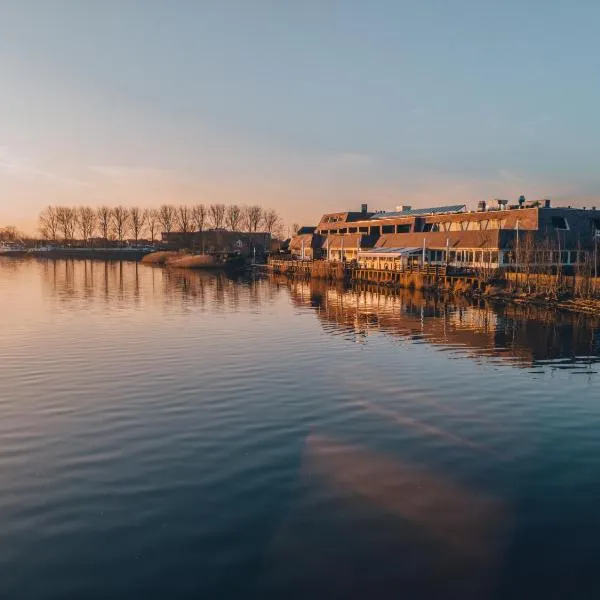 黑水酒店，位于兹瓦茨勒伊斯的酒店