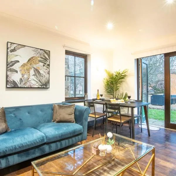 Northern Hideaways Apple Store，位于查希尔的酒店