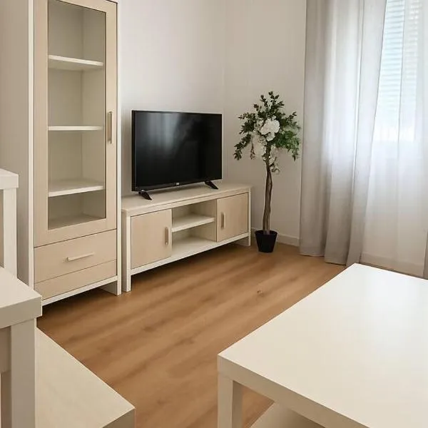 Alojamiento Baeza - Chicharro，位于巴埃萨的酒店