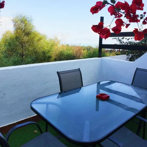 Apartalux Diamond Oasis，位于莫哈卡尔的酒店