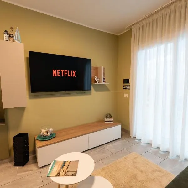 B&B Maison Sophie SOVERATO MARINA，位于索威拉托玛里纳的酒店