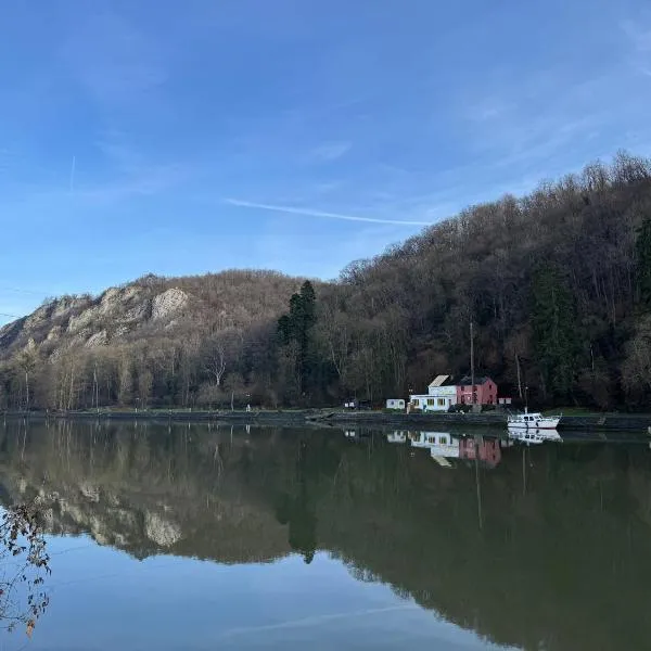 Belle Echappée Mosane，位于Waulsort的酒店