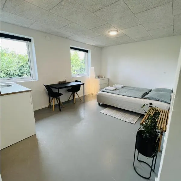 Vejle, Urhoej - Guest Suite，位于瓦埃勒的酒店