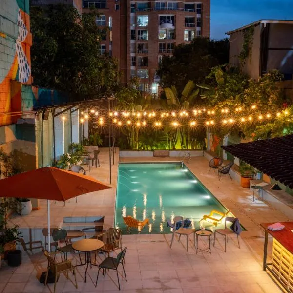 Medellinn The Blooming Hotel，位于麦德林的酒店