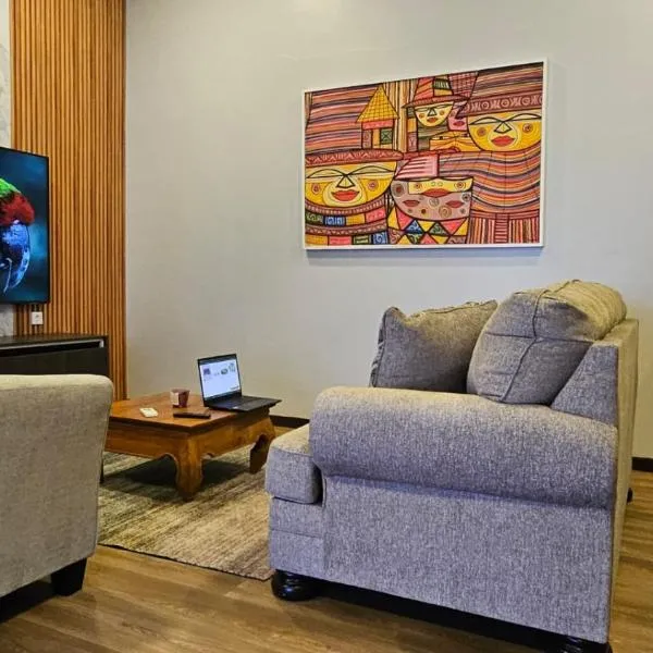 The Blue Donkey，位于帕拉马里博的酒店