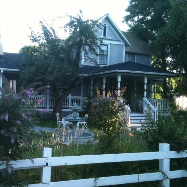 The Whitmore Inn，位于Weaverville的酒店