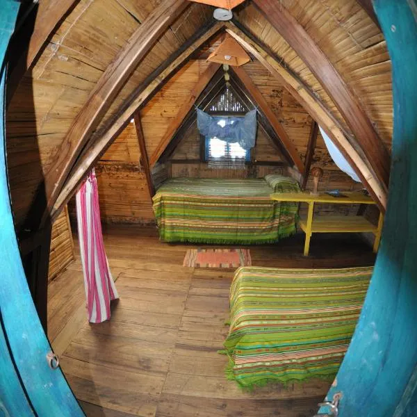 阿珠卢娜生态酒店，位于洛佩斯港的酒店