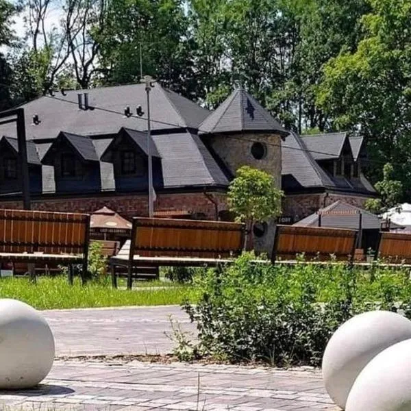 波德扎克酒店，位于塔尔努夫的酒店