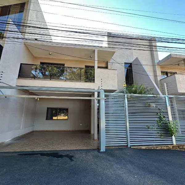 Duplex Premium - Best Place in CDE，位于埃斯特城的酒店