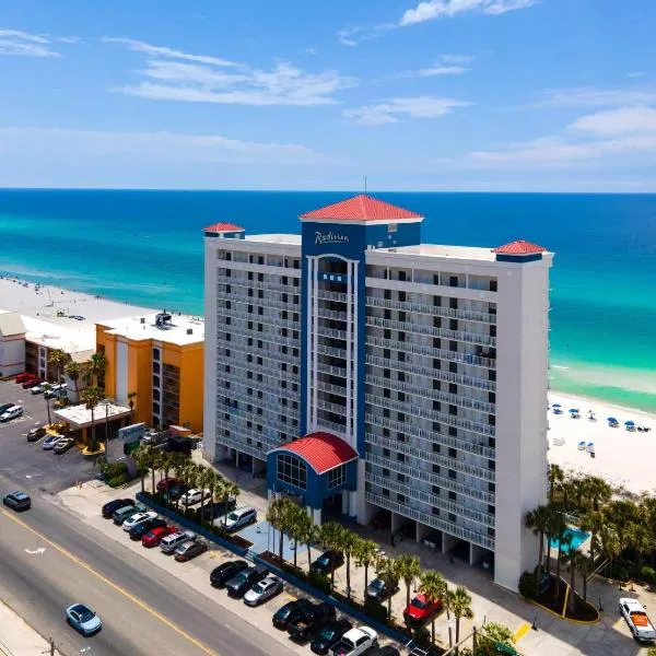 Radisson Beachfront Hotel - Panama City Beach，位于巴拿马城海滩的酒店