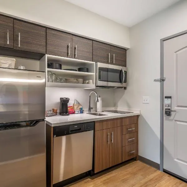 MainStay Suites Fort Myers East I-75，位于迈尔斯堡的酒店