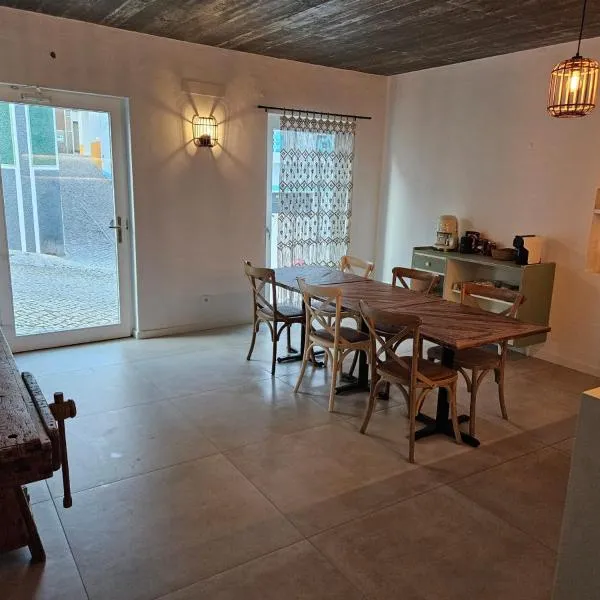 Sunset Guesthouse - Costa Vicentina，位于阿尔热祖尔的酒店
