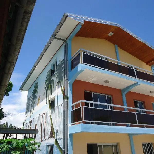 Executive Suites & Apartments - VIP Services，位于克里比的酒店