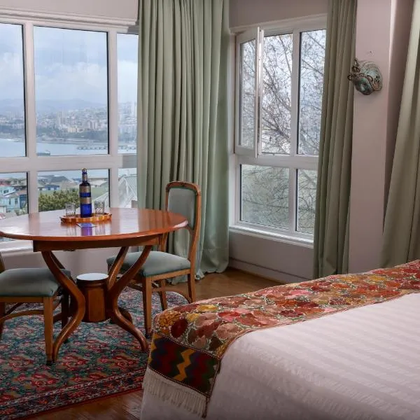 Casablu Hotel，位于瓦尔帕莱索的酒店