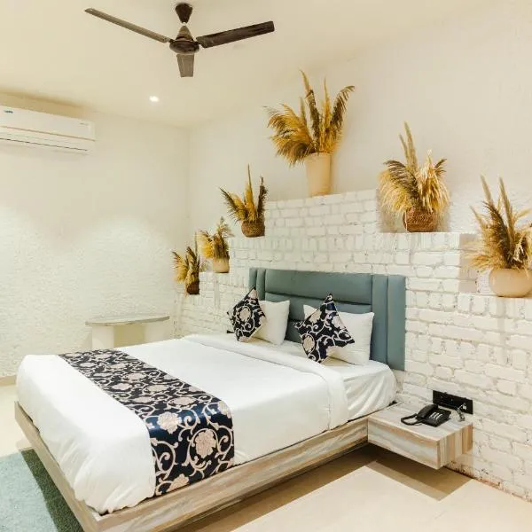 Mahaveer Residency Hotel，位于塞恩的酒店
