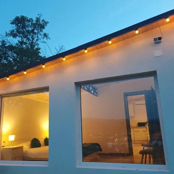 Epic Glamping，位于克利默内什蒂的酒店