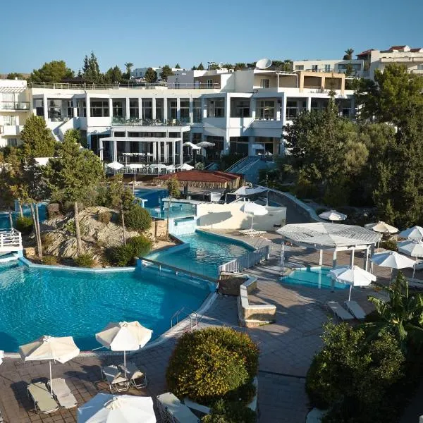 Kiotari Miraluna Beach Resort，位于吉奥塔略的酒店