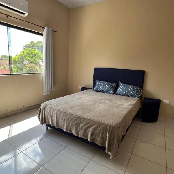 Departamentos a Pasos de la Basílica，位于卡库佩的酒店