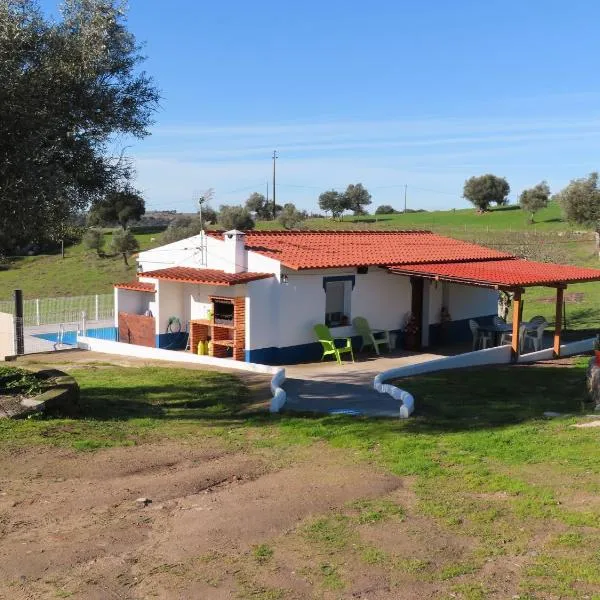 MONTE DO SALTO DA RAPOSA，位于Figueira e Barros的酒店