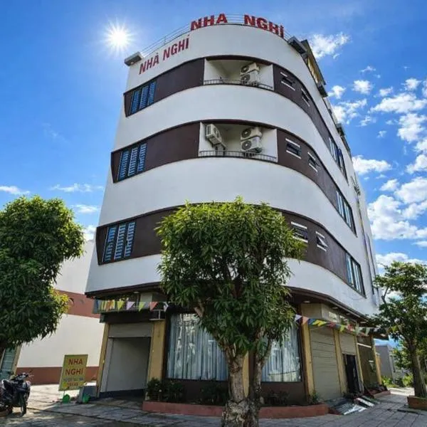 Dũng Quyến Homestay，位于岘港的酒店