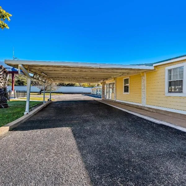 Rodeway Inn Kingsland - Lake LBJ,位于Kingsland的酒店