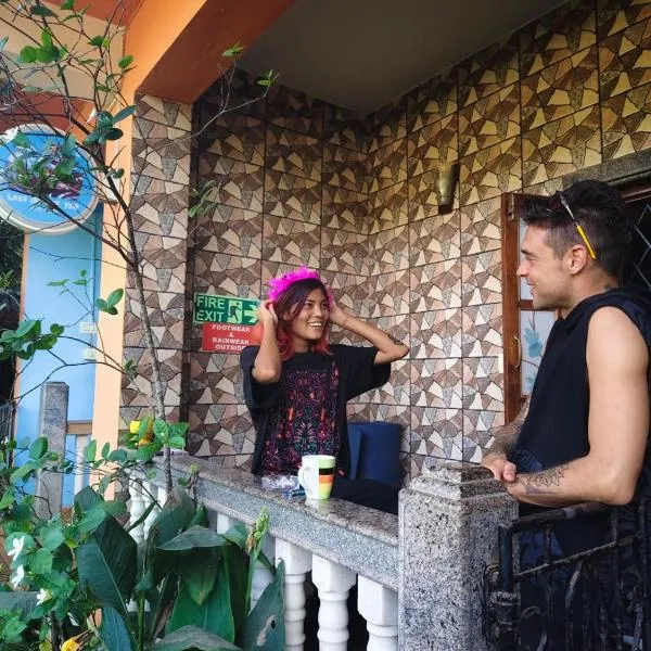 Last Minute Trip Hostel Morjim-By The Sea，位于莫尔吉姆的酒店