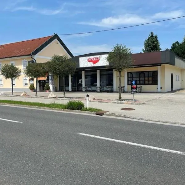 Gästehaus Stögmüller，位于Asten的酒店