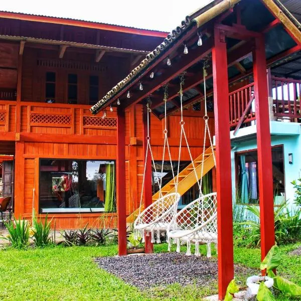 Villa Lokon Tomohon，位于Tomohon的酒店