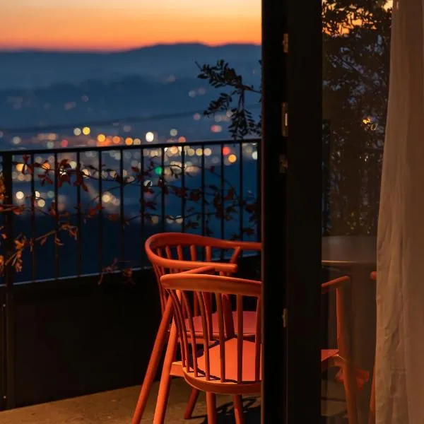 El Cielo - Rooms with Panoramic View & El Carnicero Restaurant，位于Cornedo Vicentino的酒店