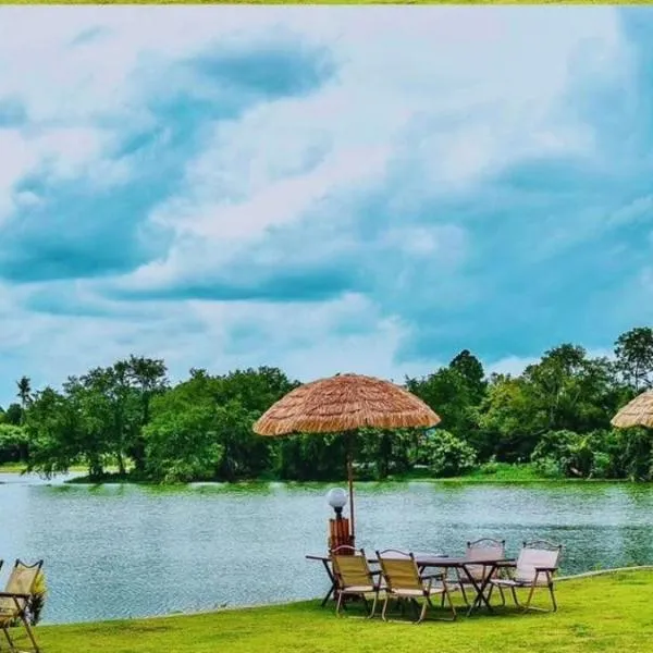 Baanrimnam Resort Lopburi，位于Chai Badan的酒店