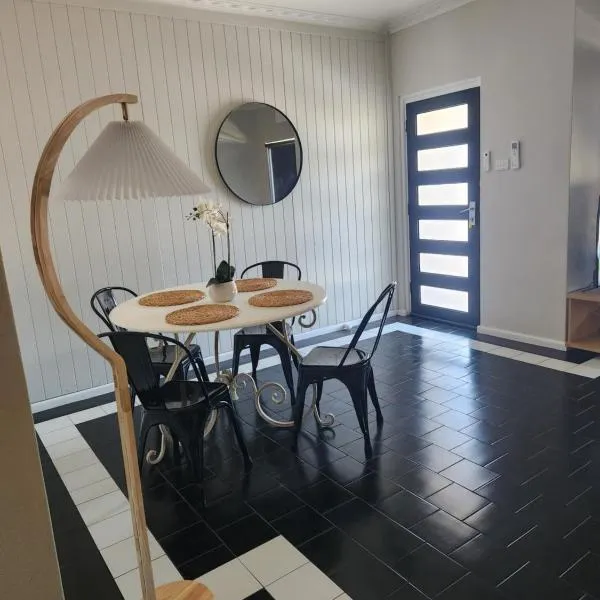 Kindred Studio Apartments，位于Leeton的酒店