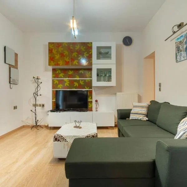 Elena's Apartment in Therma Samothrace，位于塞尔马的酒店