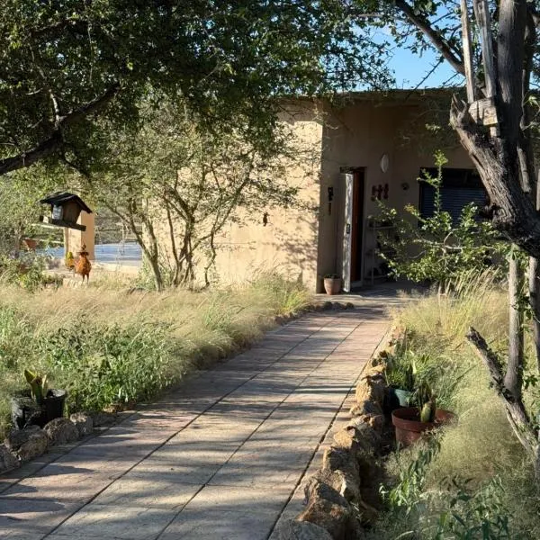 Karibu Self-Catering unit 2，位于奥马鲁鲁的酒店