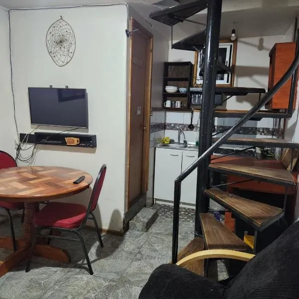 Cabaña Río Lebu Con Estacionamiento 2 Pers Valdivia，位于瓦尔迪维亚的酒店