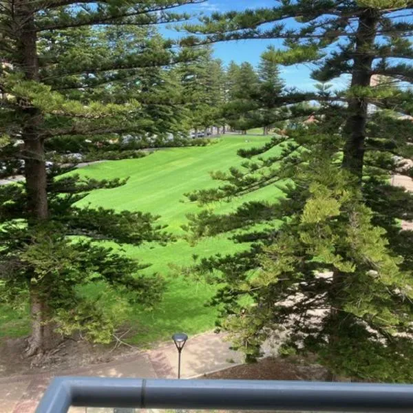 The Heart of Glenelg，位于格莱内尔格的酒店