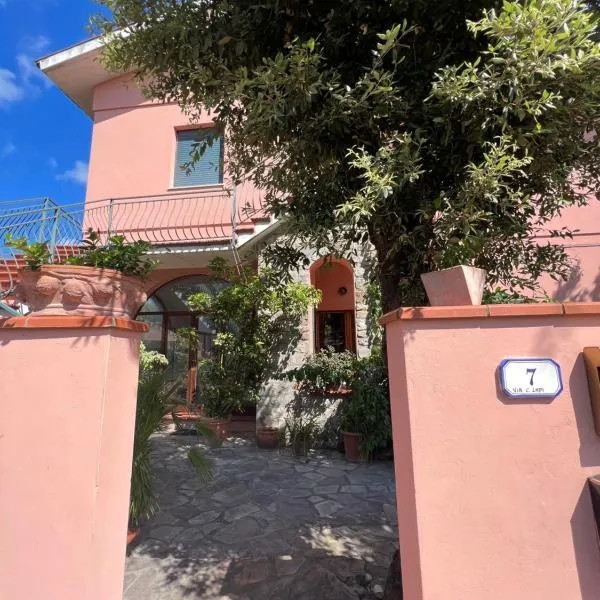 Bilocale il Rosmarino，位于费拉约港的酒店