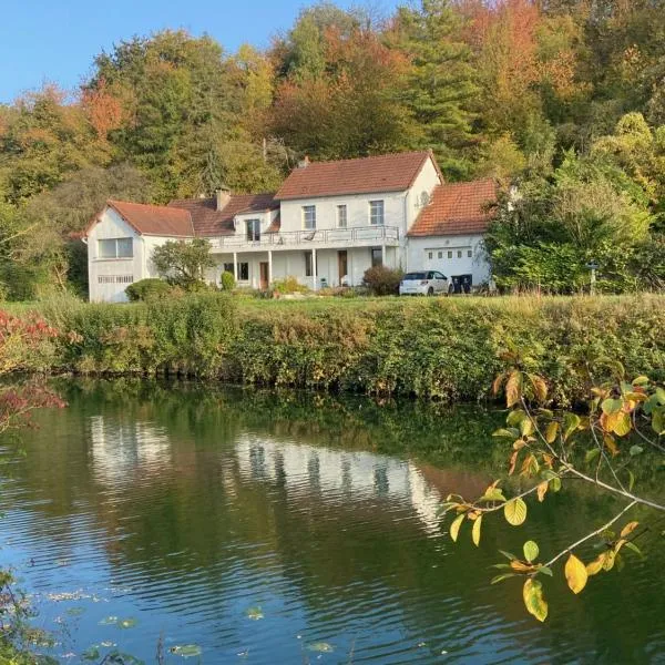 Le Moulin de Frise，位于Frise的酒店