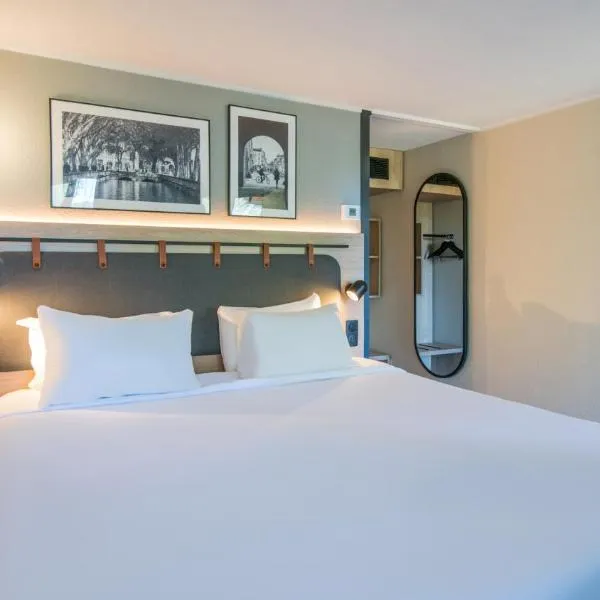 西布瑞福戈雅德钟楼酒店，位于布里夫拉盖亚尔德的酒店