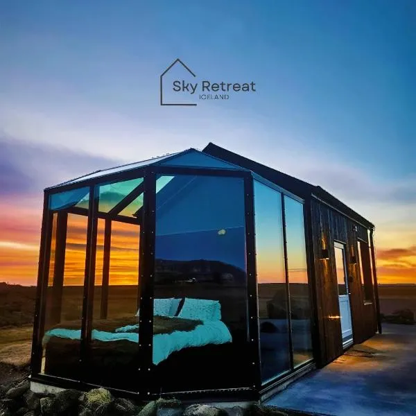 Aurora Glass Cabin I Private Sauna and Jacuzzi，位于霍尔斯沃德吕尔的酒店