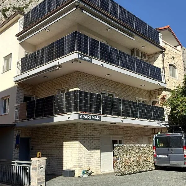 Apartments Neven，位于奥米什的酒店