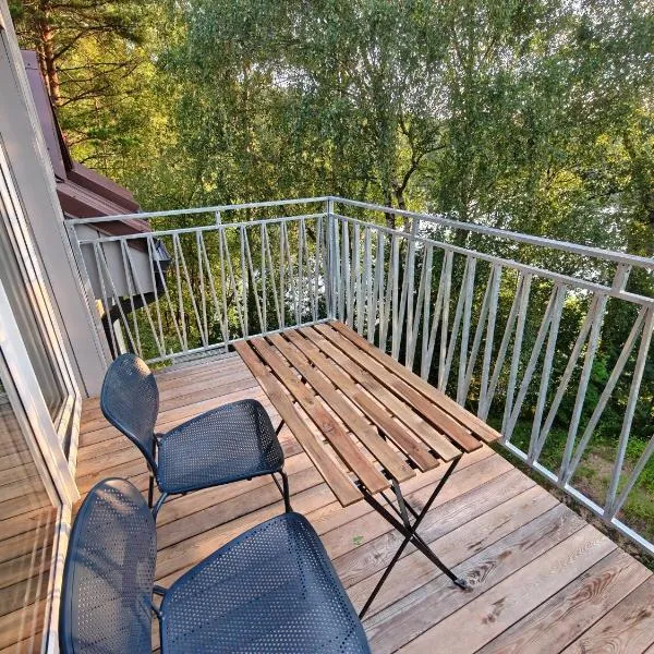 Lakefront house in Senoji Varėna，位于瓦雷纳的酒店