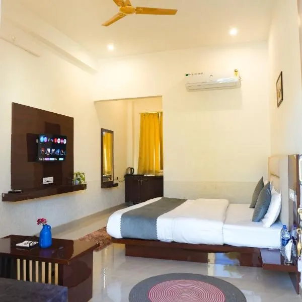 Hariom Tatsat Retreat，位于布什格尔的酒店