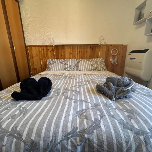 Appartamento immerso nella natura，位于Frontignano的酒店