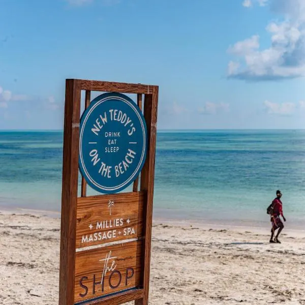 New Teddy's on the Beach，位于江比阿的酒店