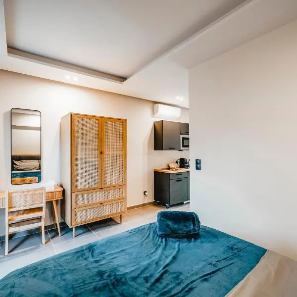 Nima Suites Corfu，位于马拉希亚斯的酒店