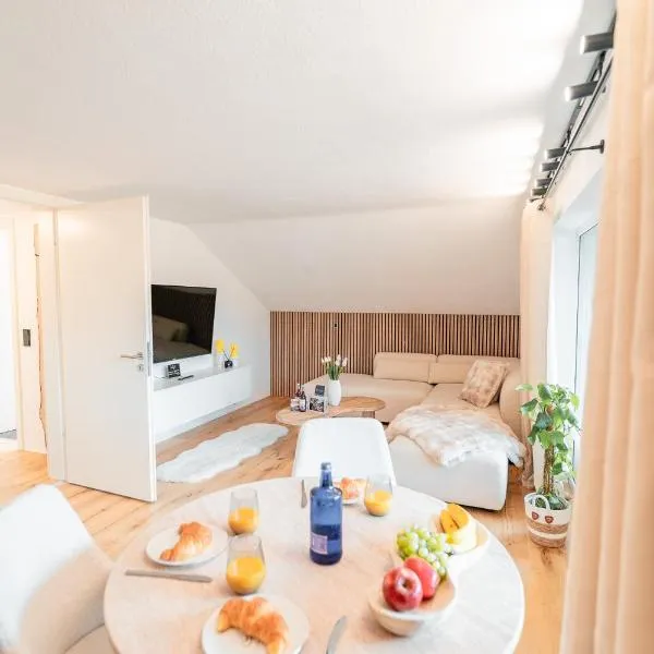 Allgäu-Ferienwohnung zentral in Sonthofen, Bergblick & eigener Parkplatz，位于松托芬的酒店