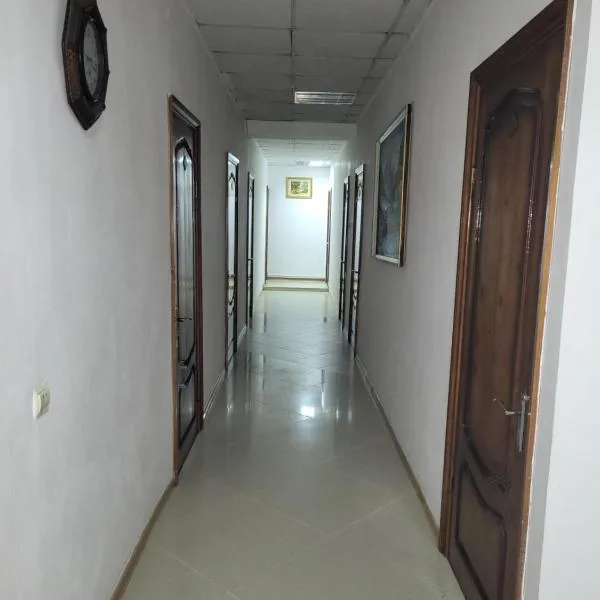 Hotel Codreanu，位于卡胡尔的酒店