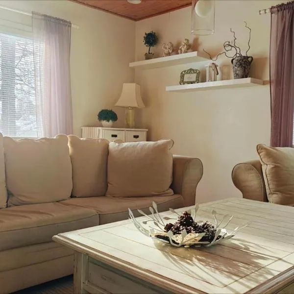 Peaceful house for relaxing，位于奥卢的酒店