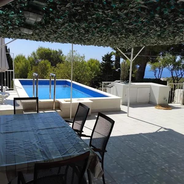 Rest House Stiniva，位于Podšpilje的酒店