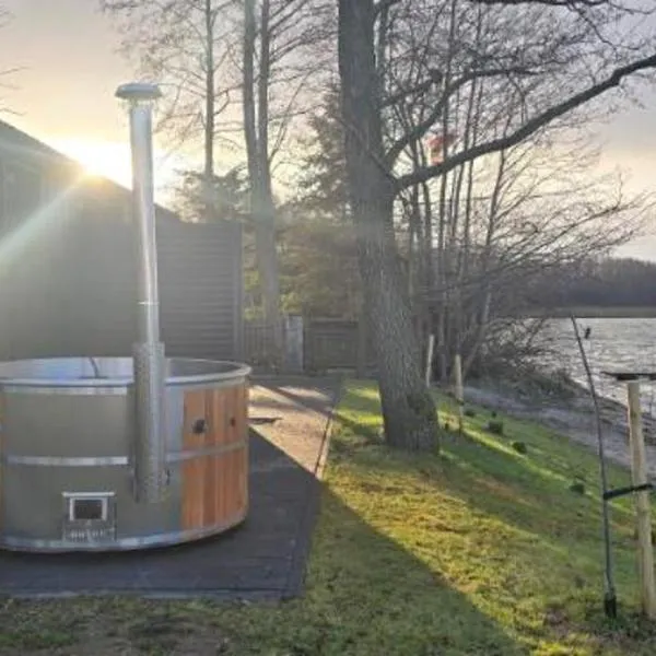 Domki Dollar -Plaża Nowe Guty，位于新古提的酒店